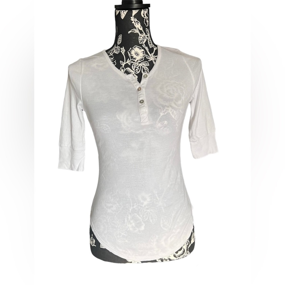 Chaser women’s button up shirt size S NWT - Picture 1 of 7